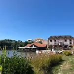 Soleil Du Lac Studio 2 Adultes Et 2 Enfants Avec Terrasse Vue Sur Le Lac Et Acces Parc Aquatique Gratuit