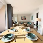 Luxury ! T2 De Haut Standing - Vue Mer 180