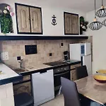 Residence Ccamt38-Aigues Mortes - Appart Coeur Camargue Aigues Mortes T2 Mae-5361
