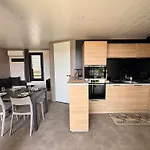Chalet 2 Chambres Proche Plages Et Canal Du Midi - Fr-1-783-47