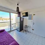 Appartement 2 Pieces Avec Piscine, Parking Prive Et Acces Direct A La Plage - Fr-1-387-50