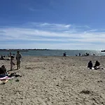 Centre-Ville, Proche Plage - Appt 2P Cabine, 4 Pers Avec Parking Prive, Le Grau-Du-Roi - Fr-1-250-114