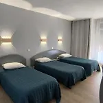 Central Hotel
