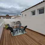 Very Nice House 2 Steps From The Beach