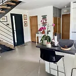 Bassin D 'Arcachon House With Heated Pool