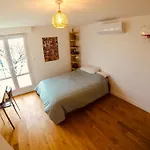 Chambre Plein Sud Sur Jardin A Proximite Du Pont De L'Ile De Re