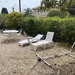 Appart 2 Ch Et 1 Traversante Avec Terrasse Et Jardin Proche Plage