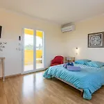 Gorgeous Home In Marseillan With Kitchen