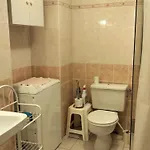 Beau Studio 1Er Etage Avec Balcon Et Ascenseur - Fr-1-331-43