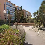 Apartment Les Golfes Clairs 1