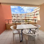 Terrasse Vue Piscine Et Apercu Mer Pour 4 Personnes Avec Garage