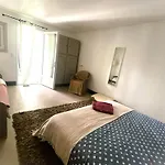 Le Mazet Chambre D'Hotes