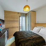 Appartement T3 Avec Parking A 100M Des Pistes A Courchevel, 6 Couchages - Fr-1-563-61
