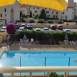 Petit Appart Sympa Clim Piscine Balcon