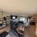 Logement 6 Couchages, 3 Chambres , Jardin , Parking , Fibre Wifi