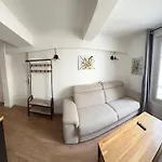 Charming And Very Central 2 Rooms Apartment