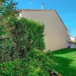 Beautiful Home In Royan With Wifi