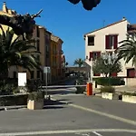 Studio Avec Terrasse, Parking A 170M De La Plage - Fr-1-309-463