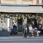 Les Demoiselles