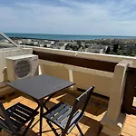 2 Pieces, Port Nature 4 Coursives, Vue Mer, Face Au Waiki