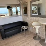 2 Pieces, Port Nature 4 Coursives, Vue Mer, Face Au Waiki