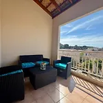 Appartement Avec Terrasse Privee, Climatise