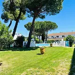 Artemia Aigues-Mortes - Hotel Avec Piscine