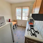 T2 Agreable Aux Sables - Face Mer, Proche Plage & Commerces, Balcon, Animal Admis - Fr-1-92-629