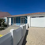 Charmant T3 Proche Plage, Terrasse Et Jardin Clos, Quartier Calme. - Fr-1-92-879