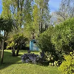 Villa Avec Piscine Chauffee Et Parc Arbore Situee A 100 M De La Plage Et Foret Sans Vis A Vis