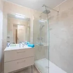 Apartment With Parking And Balcony Near The Beach