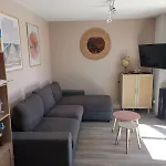 Superbe Appartement T2, Terrasse, Piscine Et Parking, Eden Roc II