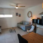 Villa T3 A 400M De La Plage Avec Piscine