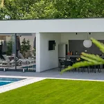 Villa Avis Niolon With Pool