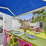 Entre Coeur De Ville Et Plage, Maison Pour 8
