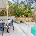 Villa Fleurs Des Pins, Piscine Chauffee , 80 M De La Plage Pereire