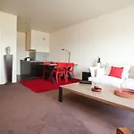 Biarritz Center Appartment, Beach & Golf Walking Tour