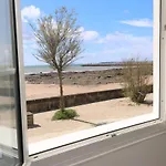 La Pointe Du Bec By Tranquil At Home