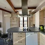 The Duplex- Air-Conditioned 3 Bedrooms In The Center Of Montpellier!