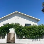 Charmante Villa Bord De Mer Avec Parking Et Wifi, Proche Plage Et Commerces - Fr-1-22-377