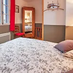 La Plus Petite Maison De France