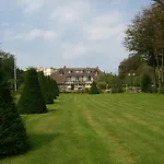 Golf Hotel