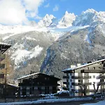 Apartment Chemin Des Bios