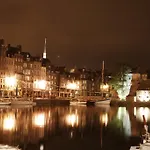 Chez Lisette Honfleur 500M Plage