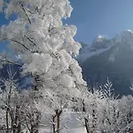 Chalet Altitude 1057