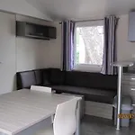 Quest En France Holidays - Mobile Home At Jard Sur Mer