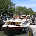 Peniche Beatrice Cruises On The Canal Du Midi
