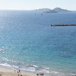 Appartement T3 Pharo - Vue Panoramique Sur Notre Dame Et La Plage Des Catalans