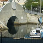 Les Caravelles