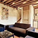 Maison Duchevreuil